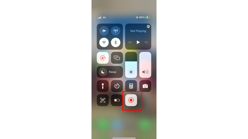 can you screen record while on a call iphone